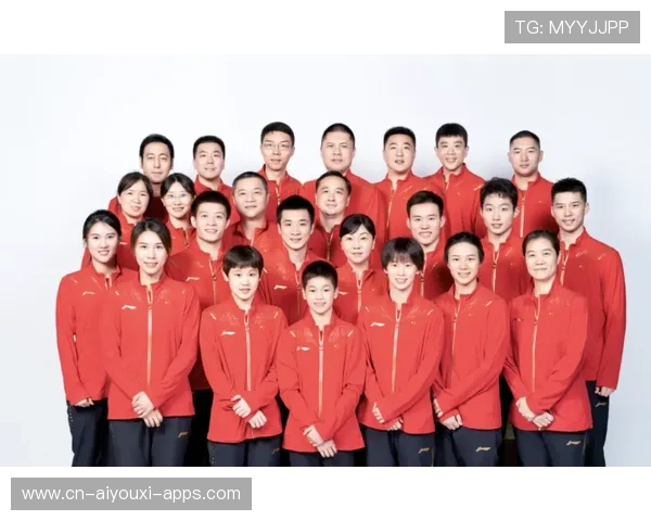 保洁阿姨在冠军合影后进场,保洁阿姨在冠军合影后进场怎么说